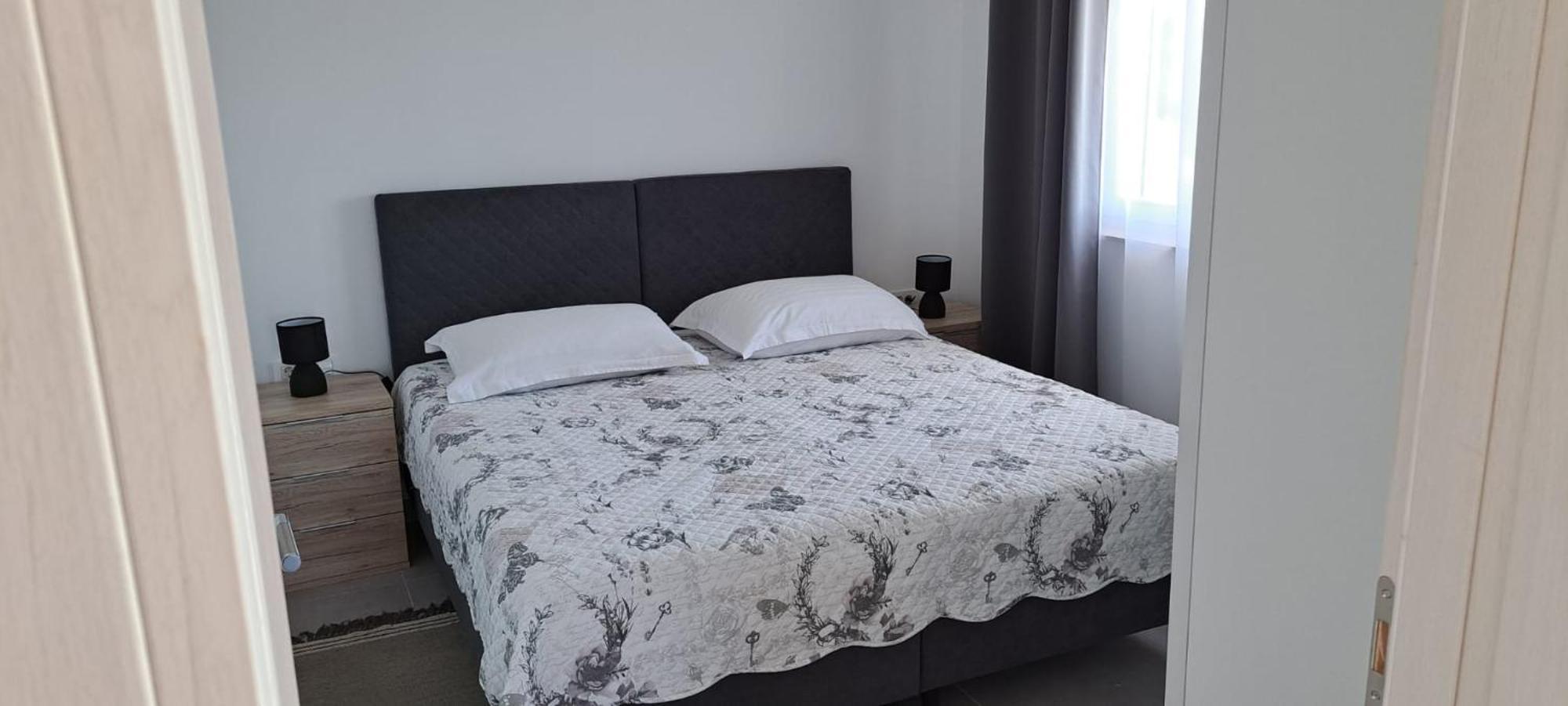 Apartments Marella Skradin Chambre photo